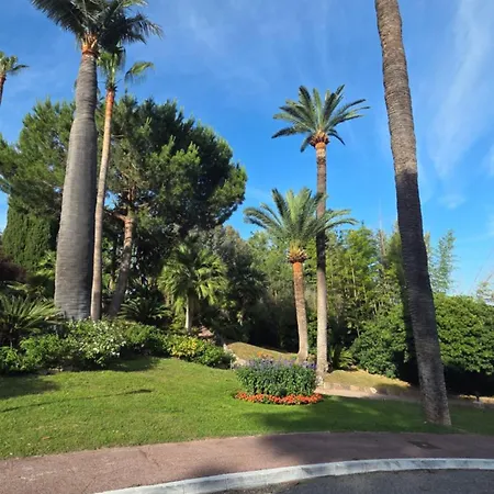 Cannes La Mirandole Golfe-Juan